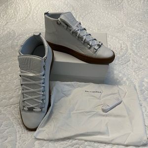 Authentic Balenciaga Arena sneakers size 45